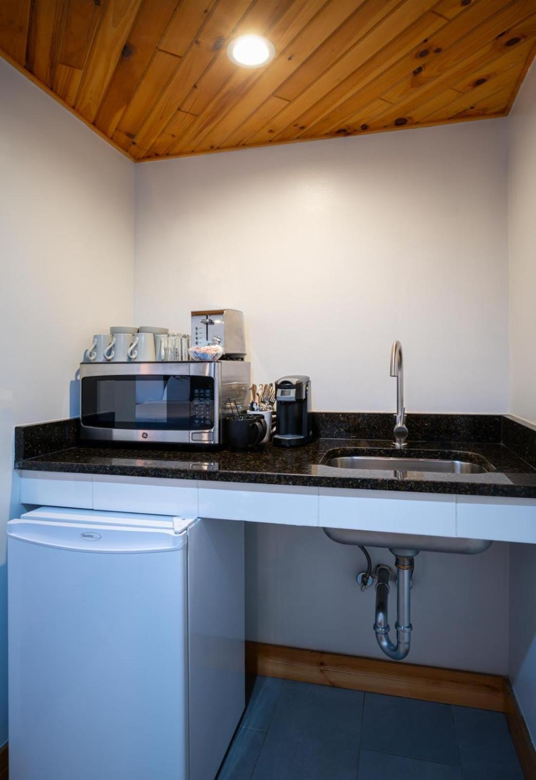 Town House Lodge Lake Placid Bagian luar foto